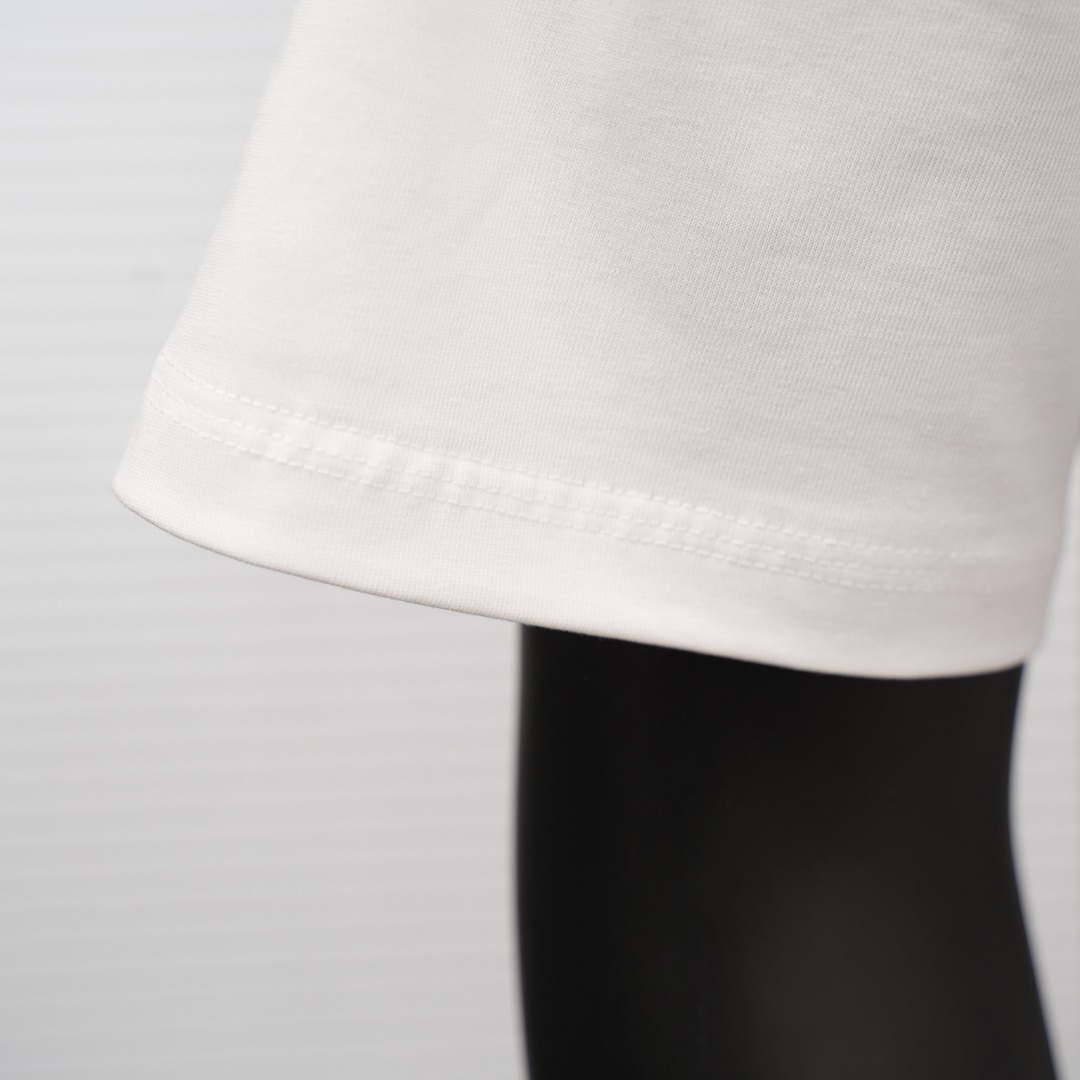 Burberry - Image 9