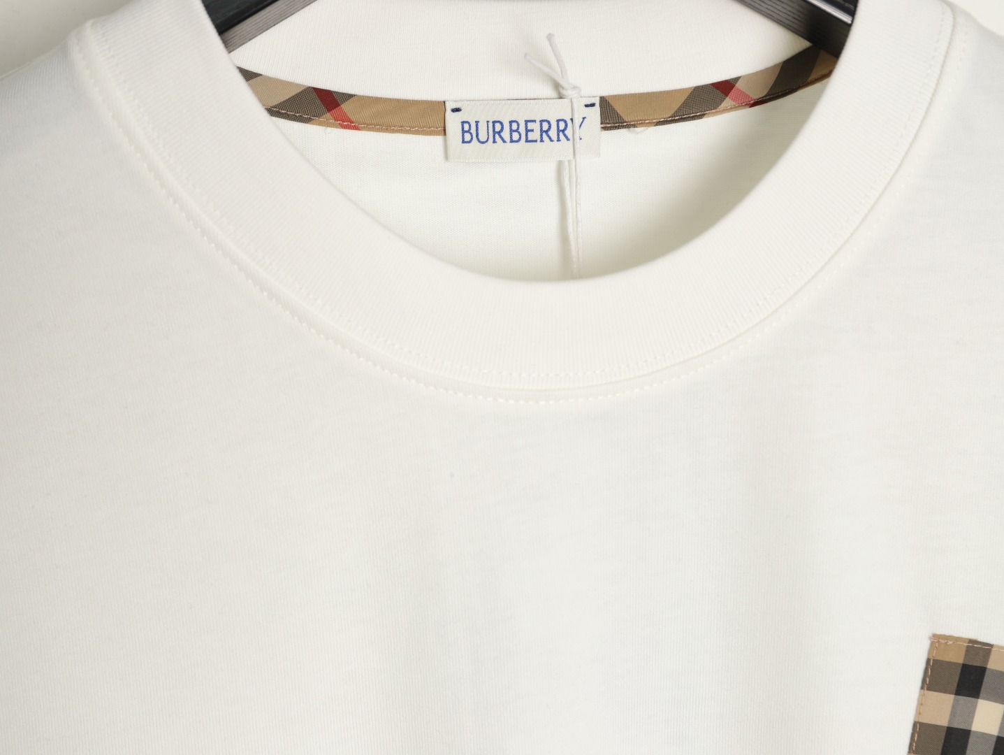Burberry - Image 6