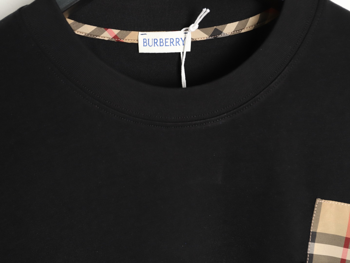 Burberry - Image 6