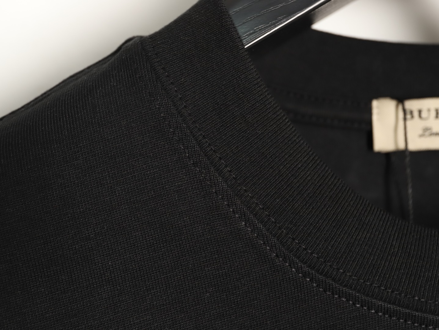 Burberry - Image 8