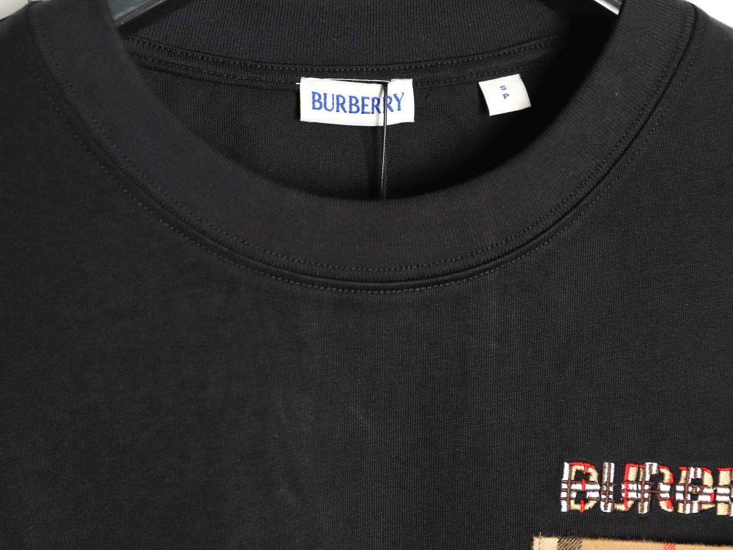 Burberry - Image 6