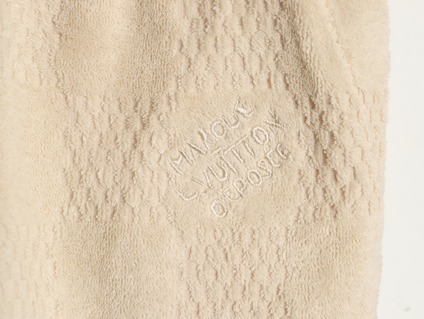 Louis Vuitton - Image 5