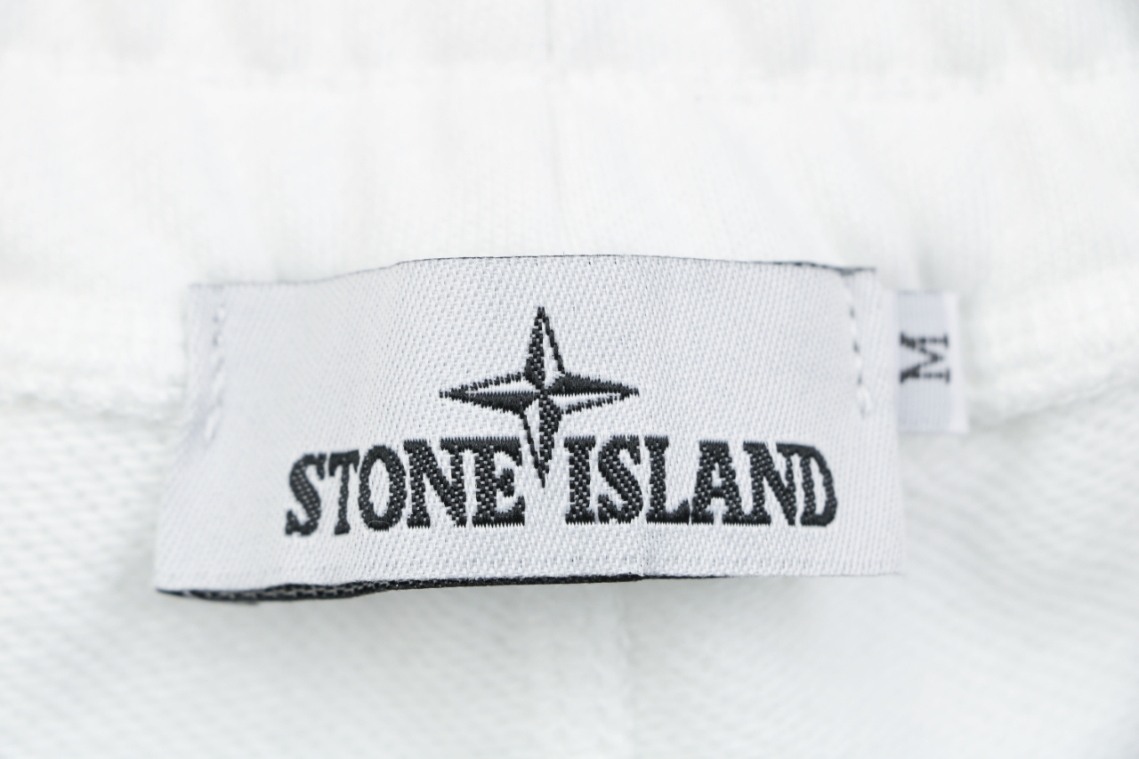 Stone Island - Image 5