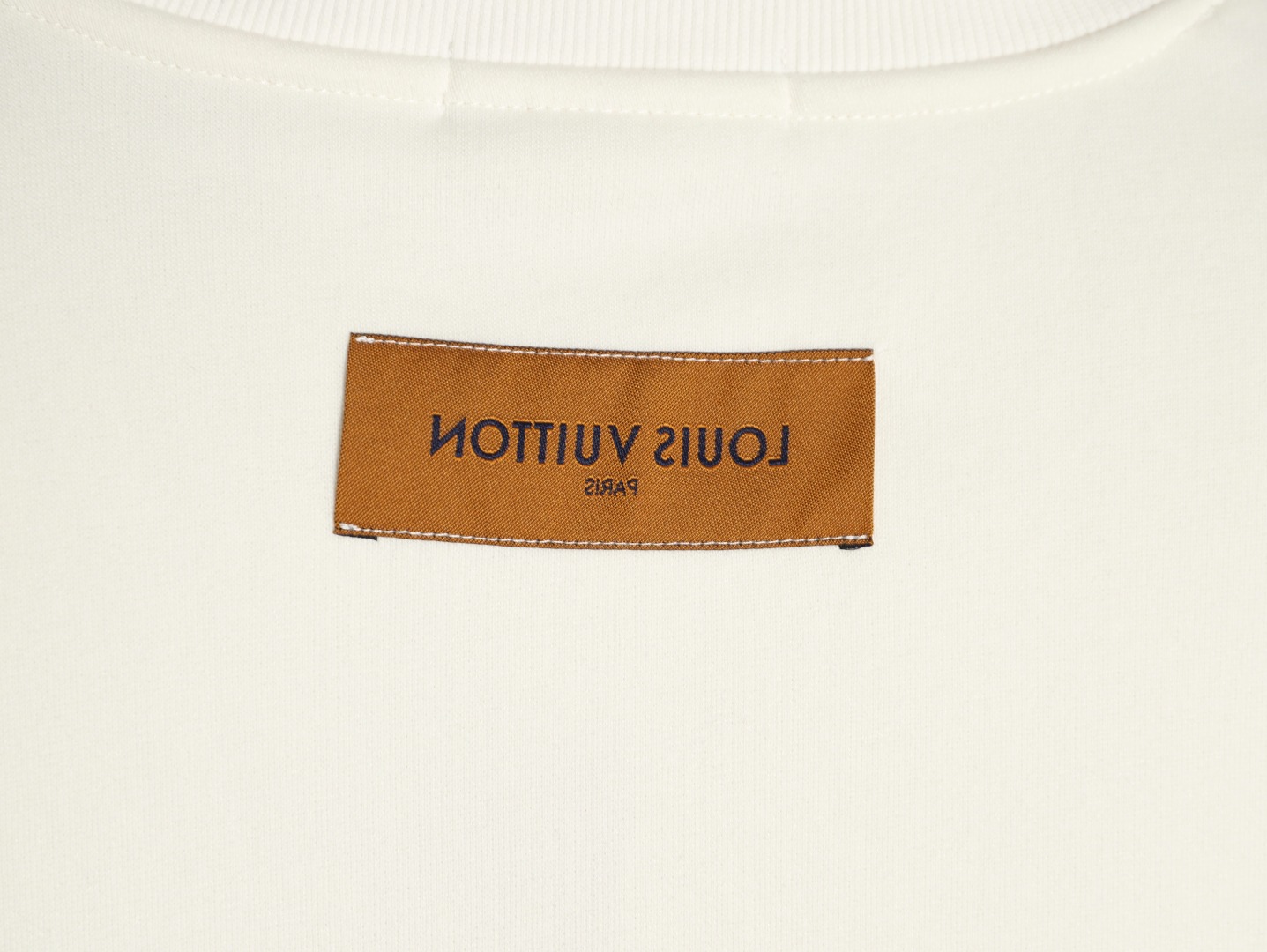 Louis Vuitton - Image 8
