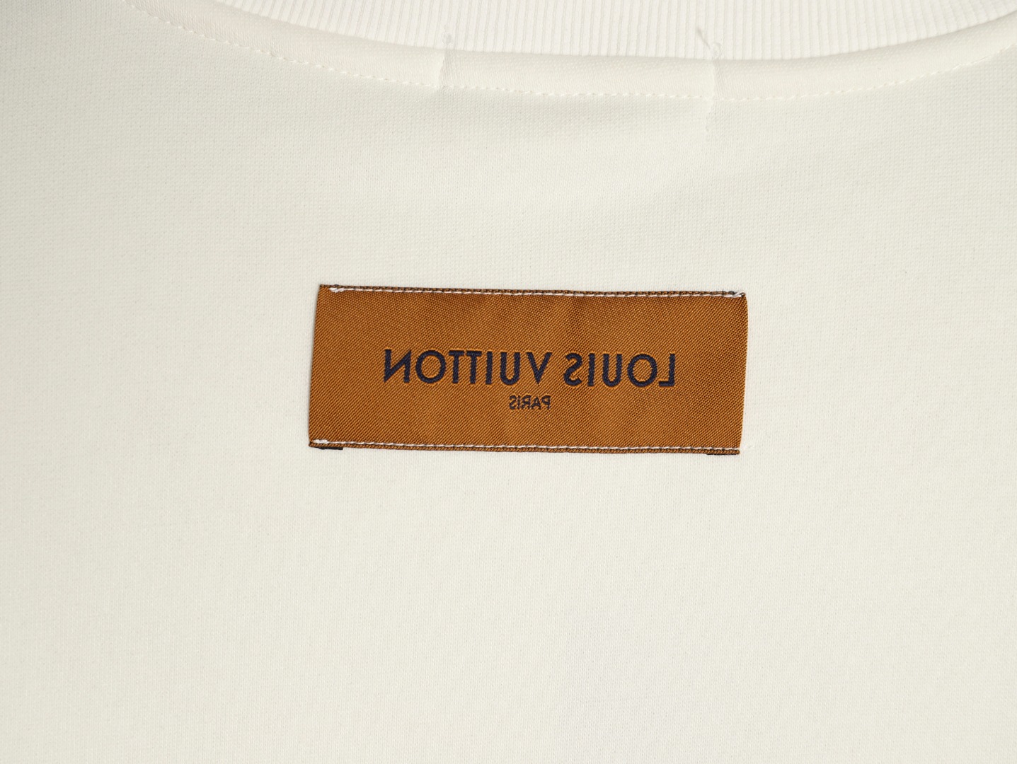 Louis Vuitton - Image 8