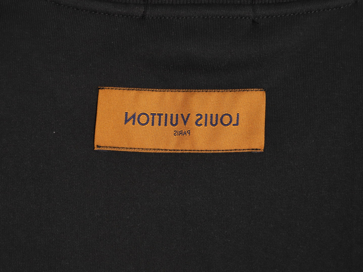 Louis Vuitton - Image 9