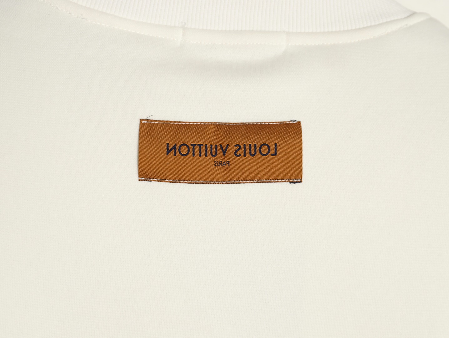 Louis Vuitton - Image 8
