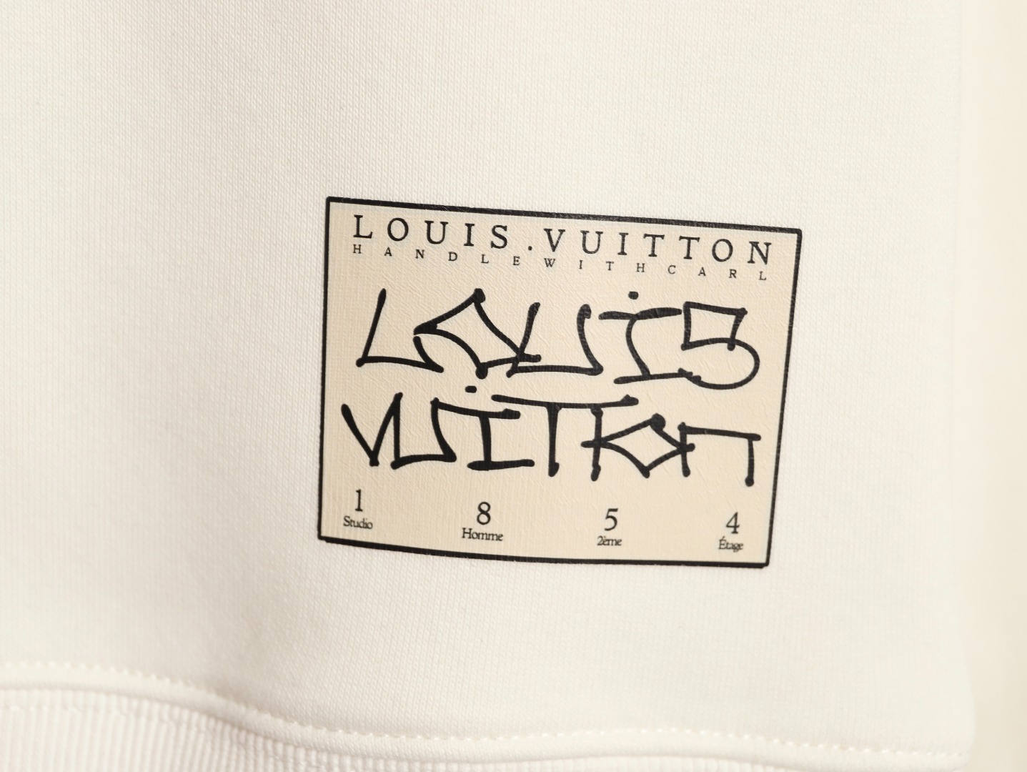 Louis Vuitton - Image 5