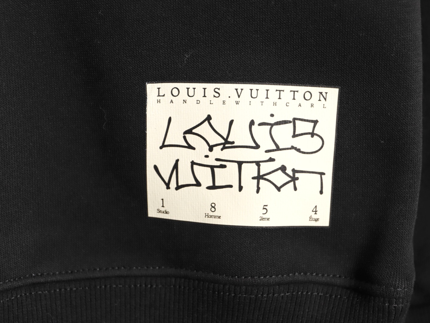Louis Vuitton - Image 5