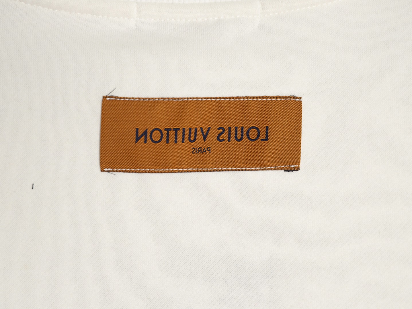 Louis Vuitton - Image 9
