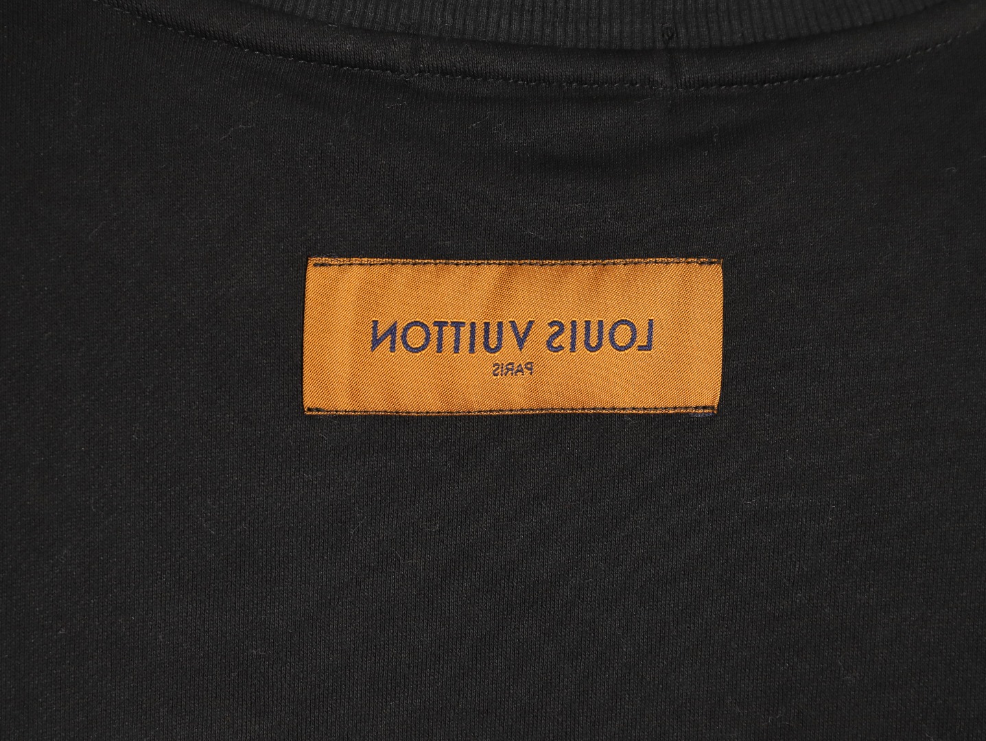 Louis Vuitton - Image 9