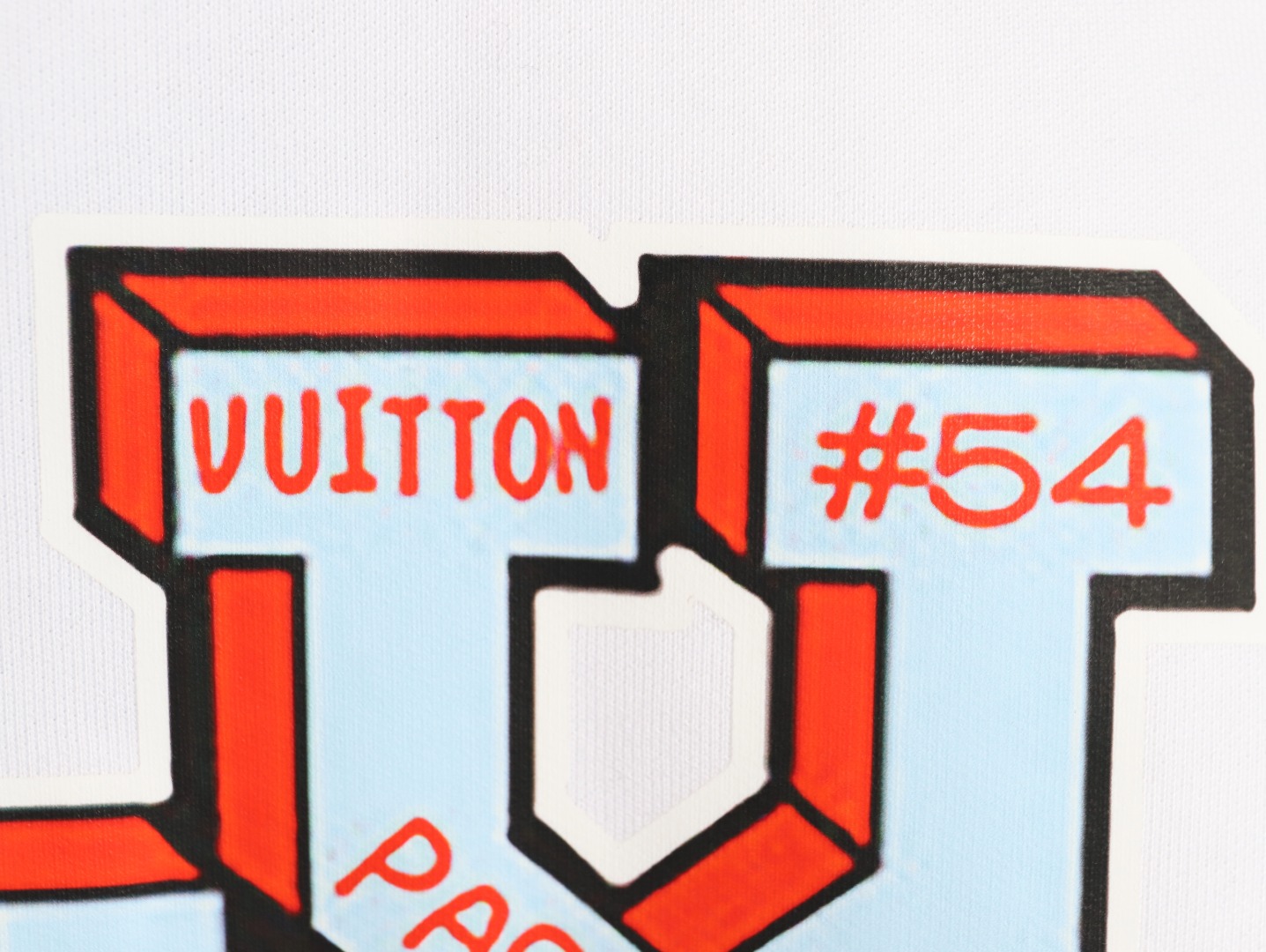 Louis Vuitton - Image 7