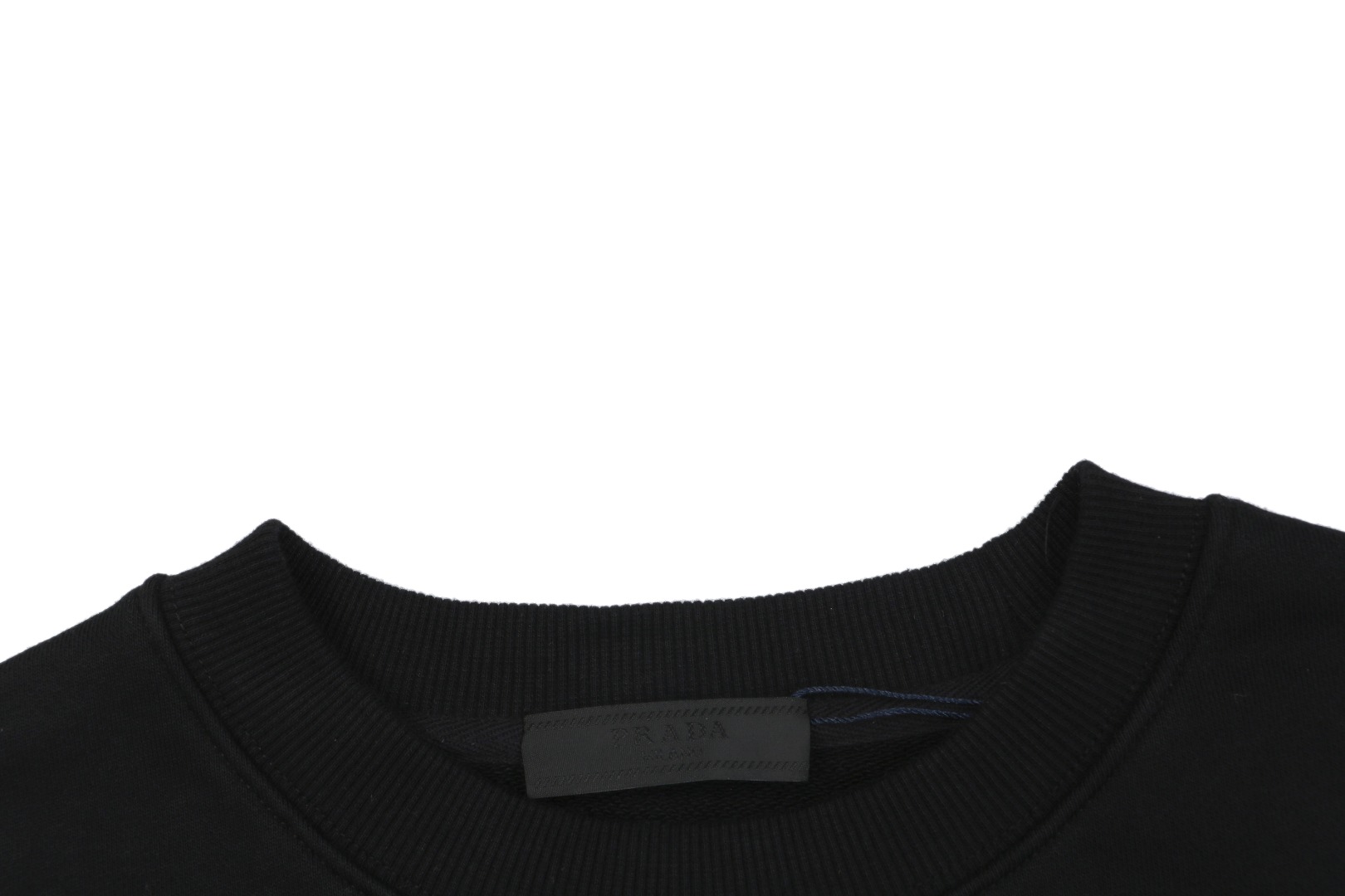 Prada - Image 3