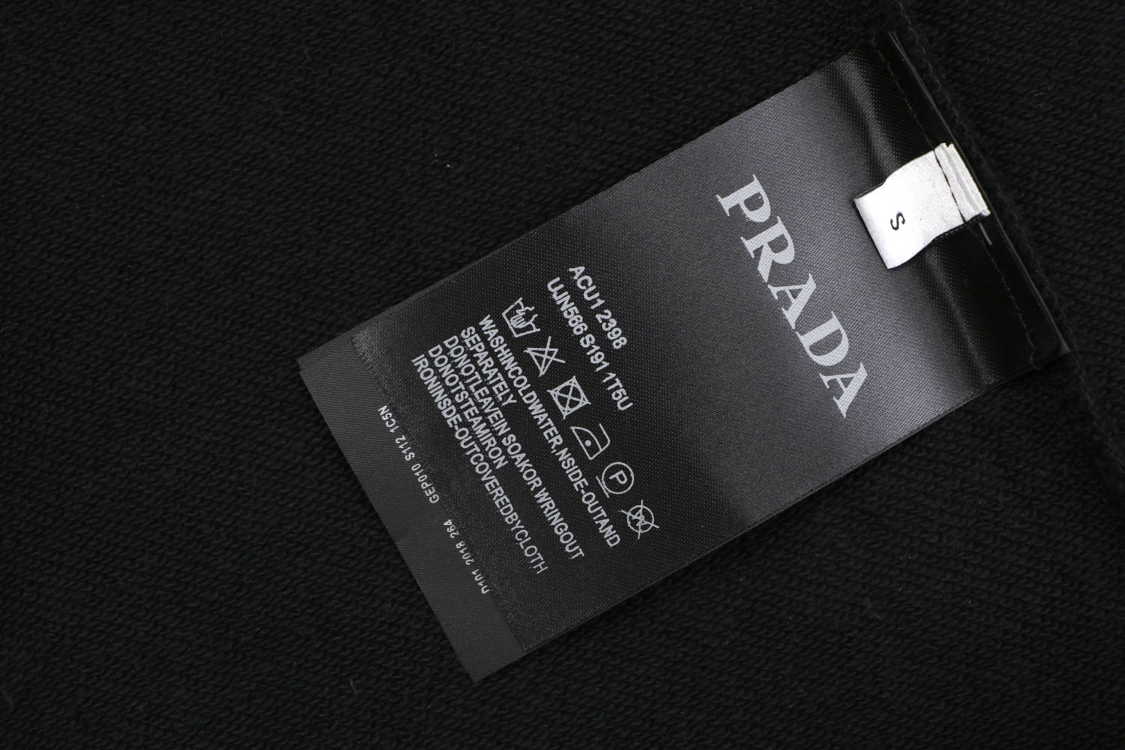 Prada - Image 9