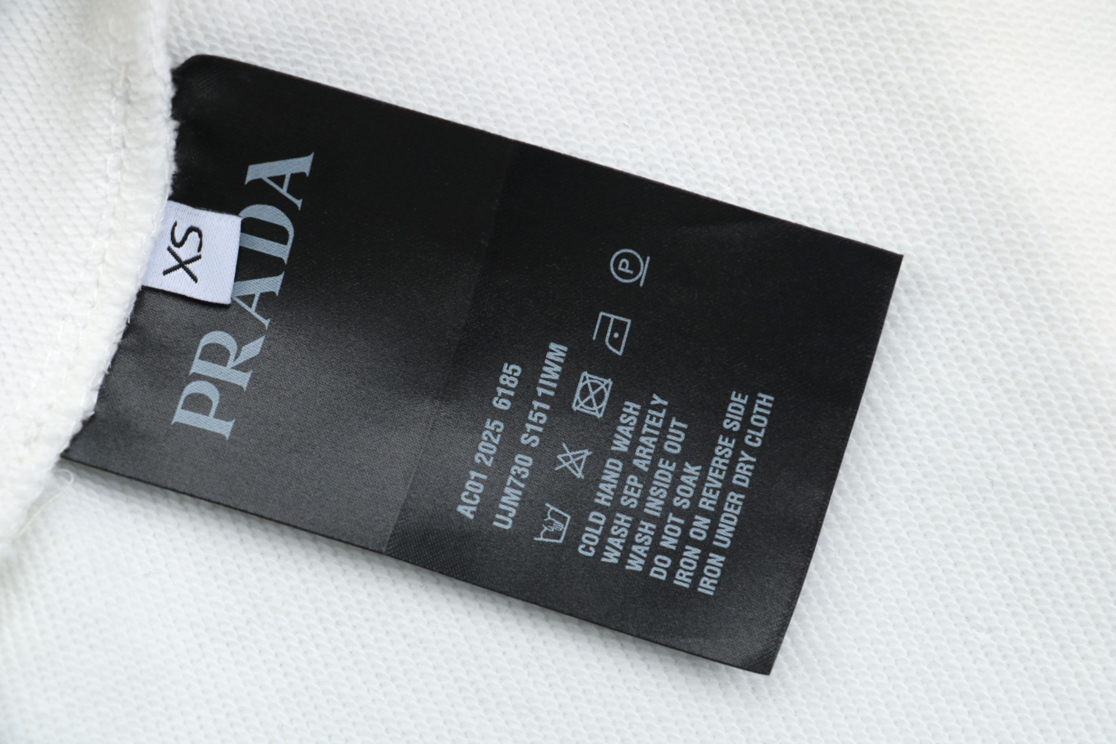 Prada - Image 9
