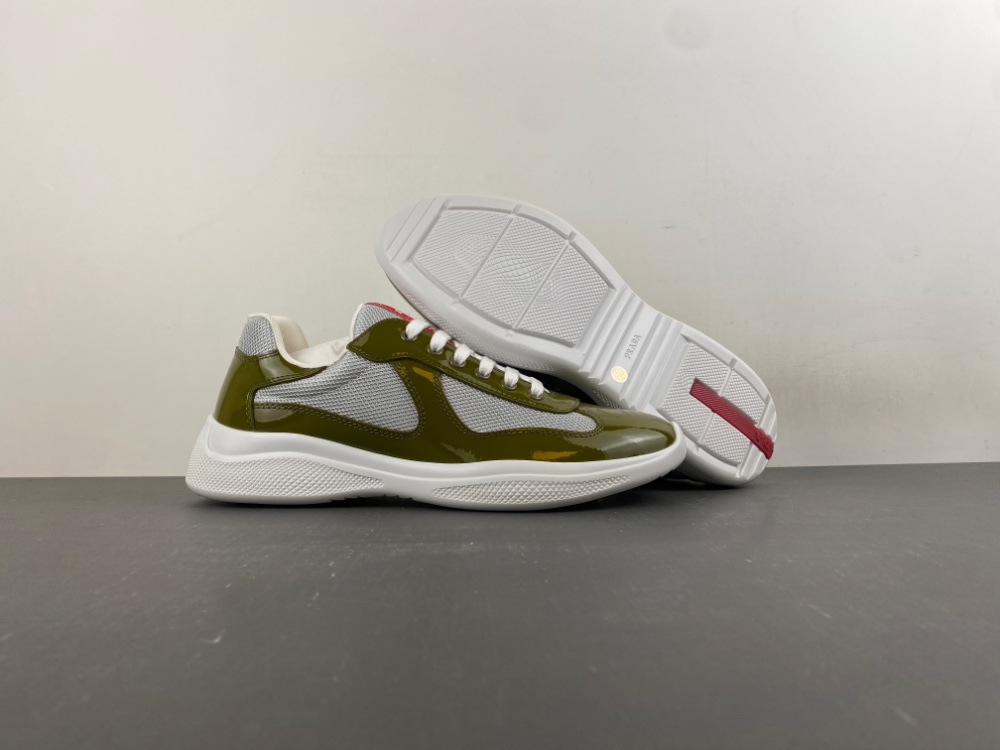 Prada - Image 2
