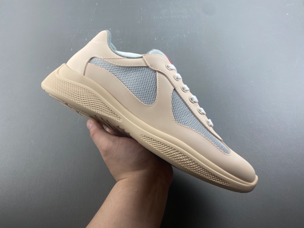Prada - Image 8