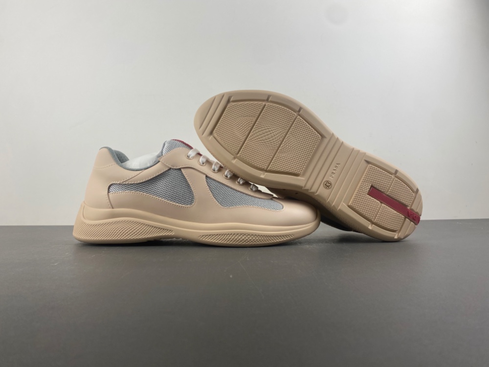 Prada - Image 9