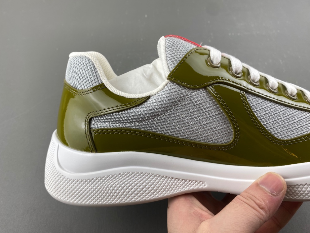 Prada - Image 11