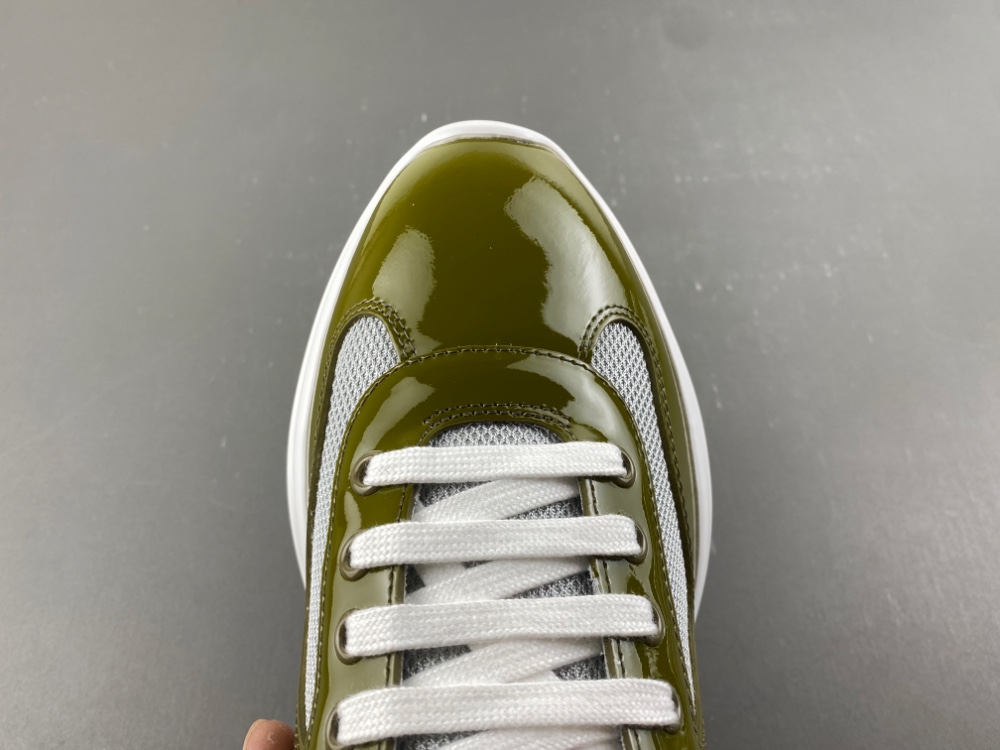 Prada - Image 12
