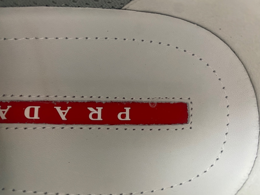 Prada - Image 14