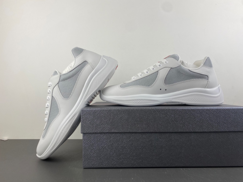 Prada - Image 14