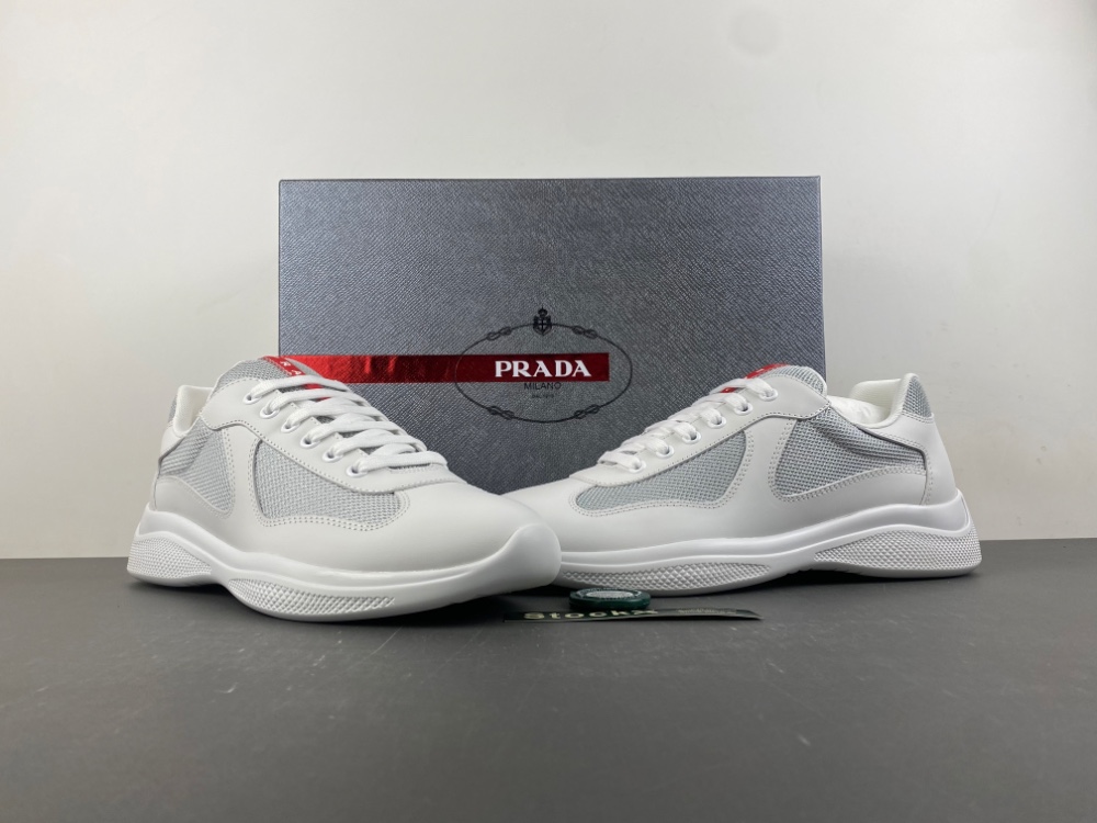Prada - Image 15