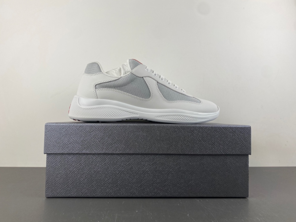 Prada - Image 16