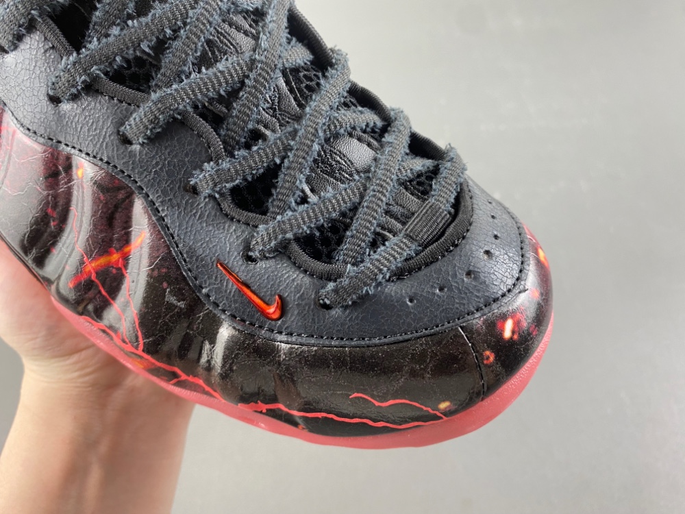 Stranger Things x Nike Air Foamposite One - Image 18