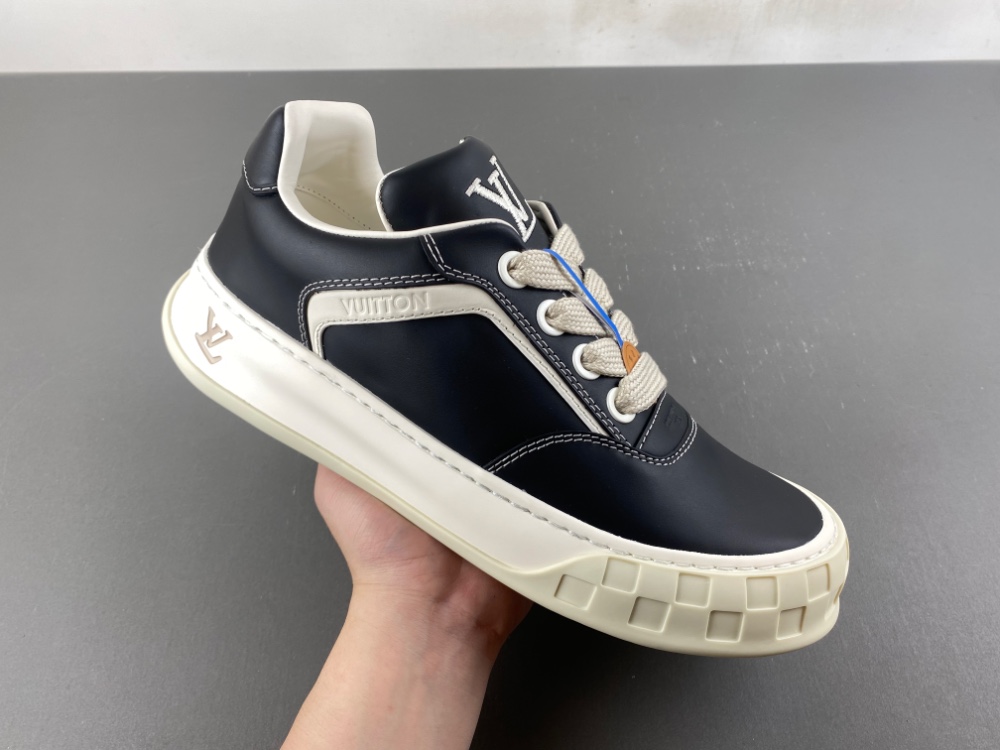 Louis Vuitton - Image 4