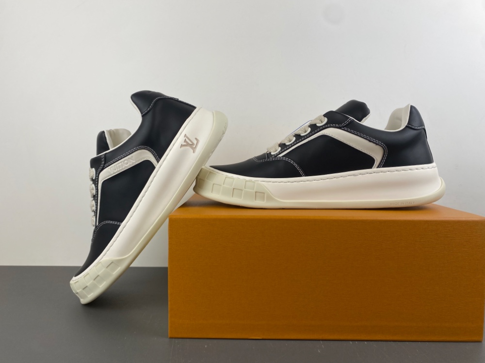 Louis Vuitton - Image 6